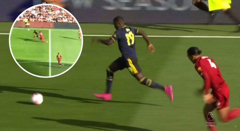 بيبي وفان دايك