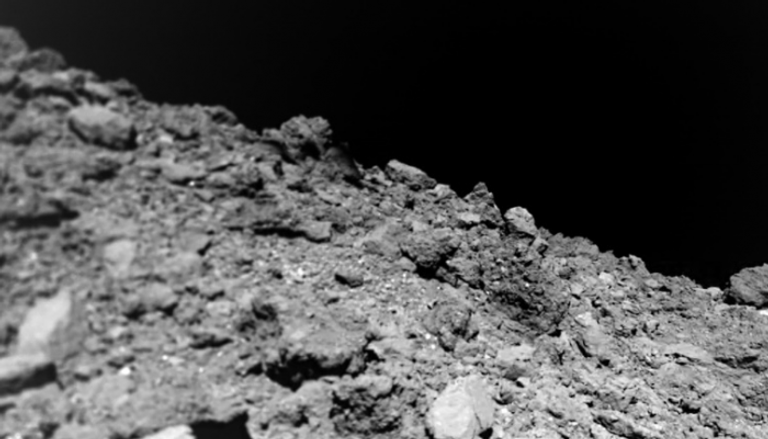 صورة التقطها "ماسكوت" على سطح كويكب "ريوجو"