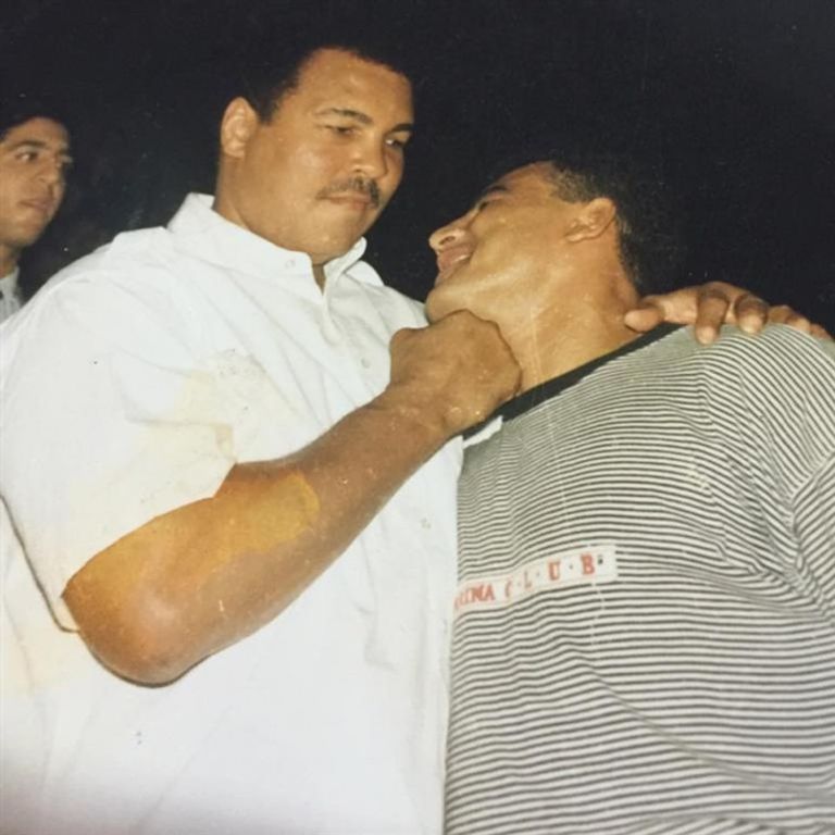 الممثل المصري محمد لطفي