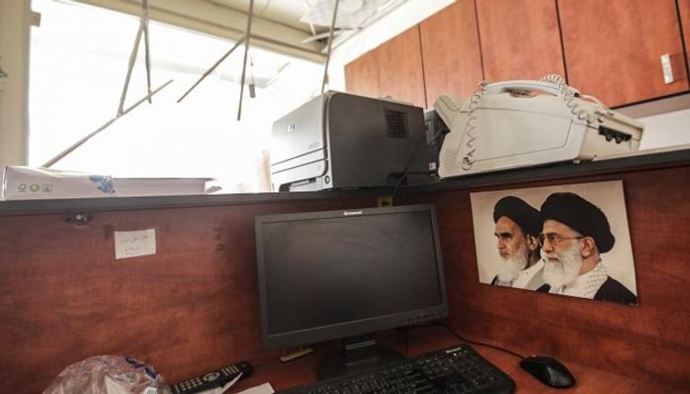 آثار انفجار الطائرة على مبنى المكتب الإعلامي لمليشيا حزب الله