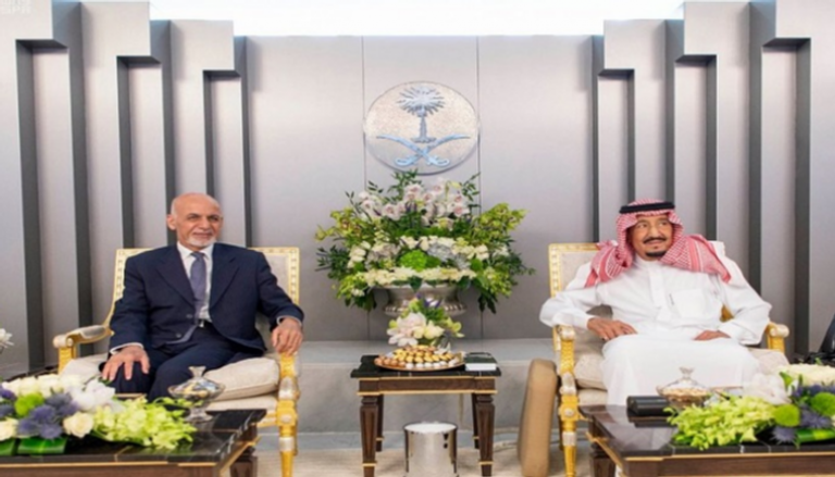 الملك سلمان بن عبدالعزيز آل سعود والرئيس الأفغاني أشرف غني خلال اللقاء