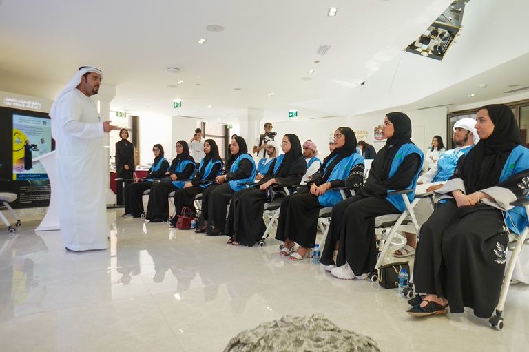 علوم الفضاء تجذب شباب الإمارات من الجنسين