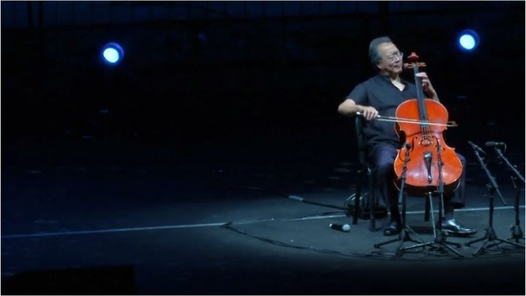 عازف التشيللو يو-يو ما يحيي حفلا في لبنان