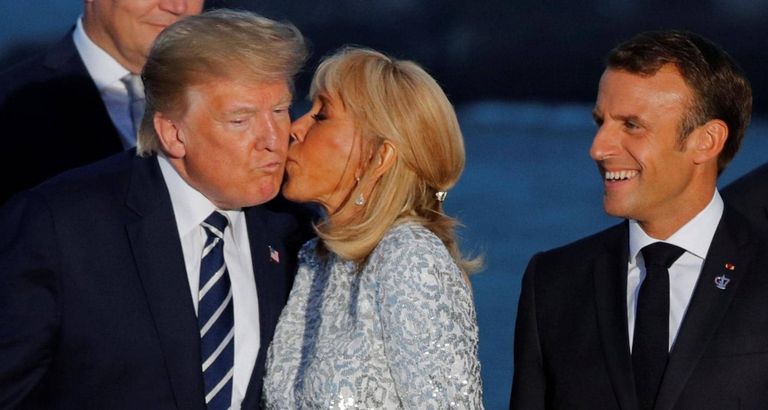 صورة جماعية للزعماء المشاركين بالقمة