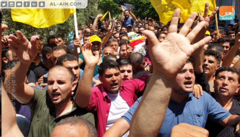 الآلاف يشيعون جثمان الدكتور تامر السلطان "شهيد الغربة"
