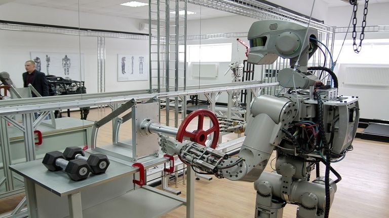 "فيودور".. أول روبوت فضائي شبيه بالإنسان يصل إلى المحطة الدولية