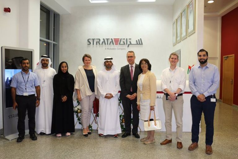 نساء إماراتيات في التصنيع