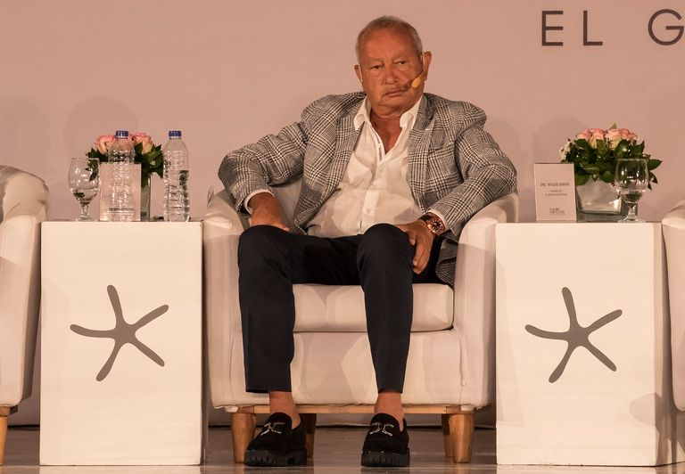 سميح ونجيب ساويرس خلال المؤتمر الصحفي