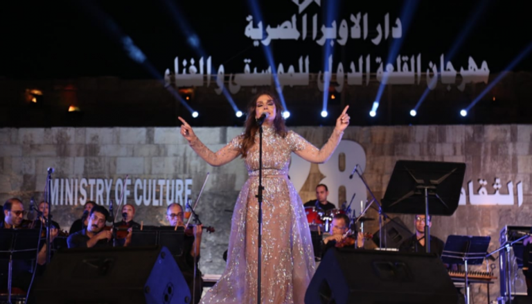 نادية مصطفى في مهرجان القلعة 
