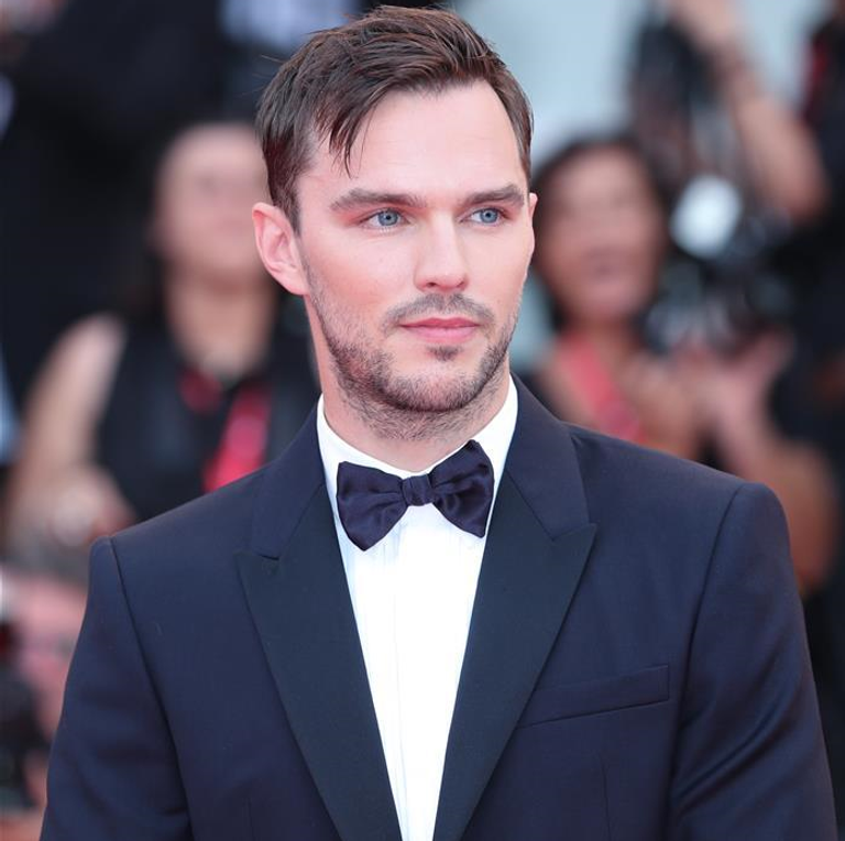 بطلتا فيلم "الحقيقة" والمخرج الياباني شهيروكازو كوره-إيدا