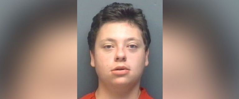 الطالب المتهم كان يخطط لقتل زميله في الغرفة