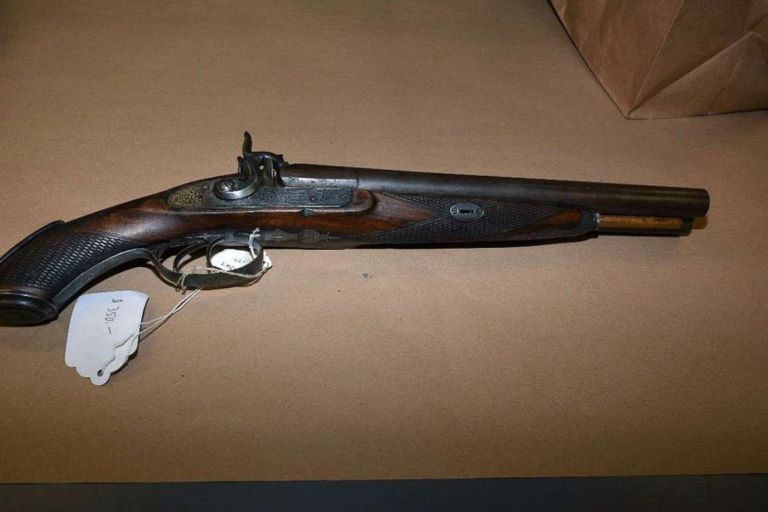 الطالب المتهم كان يخطط لقتل زميله في الغرفة