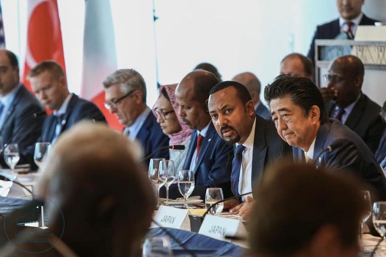 رئيسا وزراء إثيوبيا آبي أحمد واليابان شينزو آبي