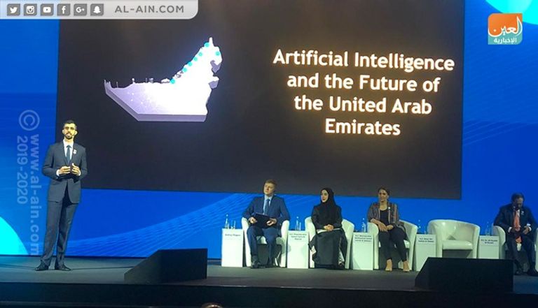 عمر بن سلطان العلماء وزير الدولة الإماراتي للذكاء الاصطناعي