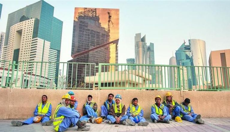 معاناة العمال الأجانب في قطر عرض مستمر