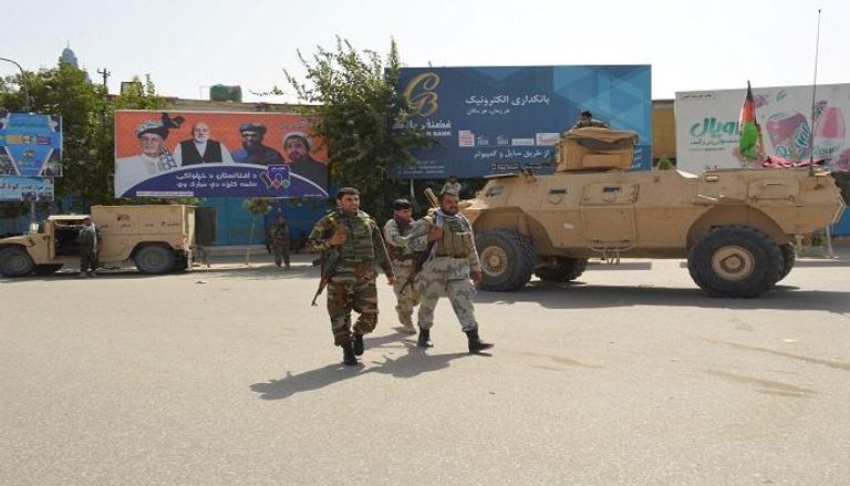 القوات الأفغانية خلال عملياتها ضد طالبان 
