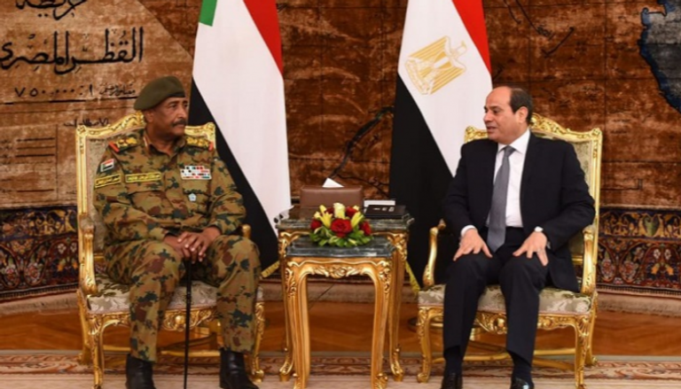 لقاء سابق بين الرئيس عبدالفتاح السيسي والفريق أول عبدالفتاح البرهان