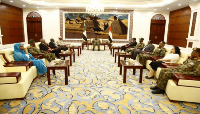 أول اجتماع للمجلس السيادي في السودان برئاسة البرهان