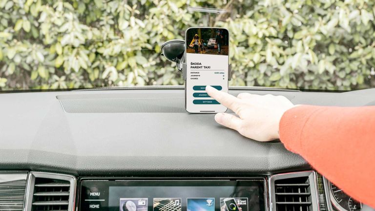 تطبيق سيارات سكودا الذكي Skoda Connect app