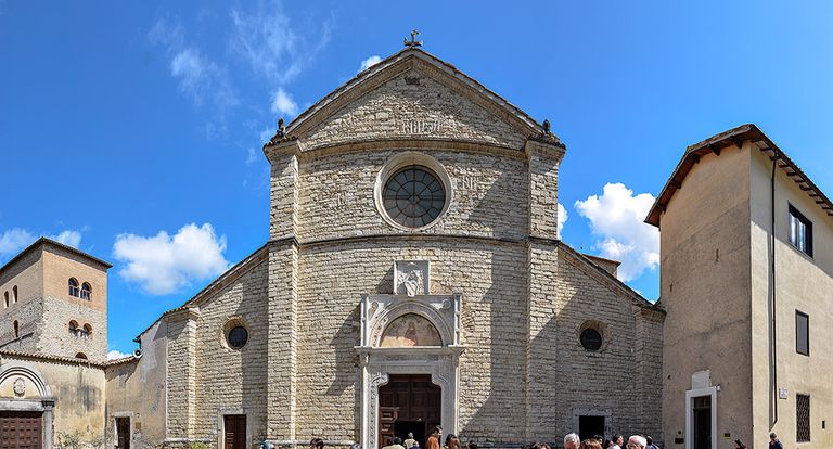 أجمل الأديرة الإيطالية التي تقدم إقامة سياحية