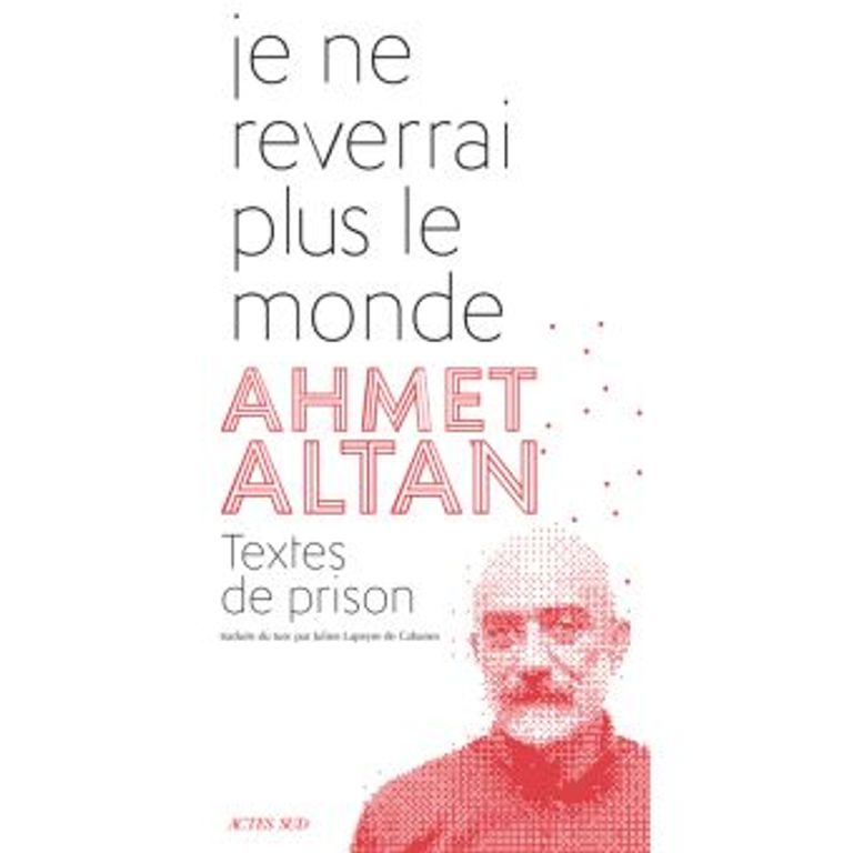 إحدى المتضامنات مع ألتان أمام المحكمة للمطالبة بإطلاق سراحه