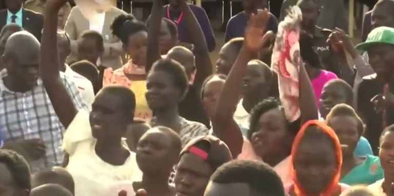 الحفل الغنائي يروج للسلام 