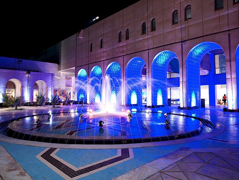 المجمع الثقافي بأبوظبي