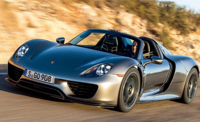 طراز بورش تايكان