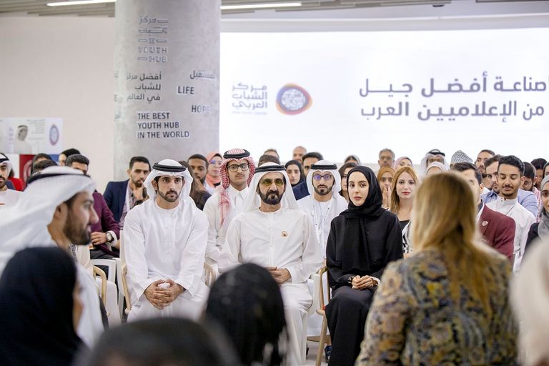 الشيخ محمد بن راشد آل مكتوم مع الشباب العربي