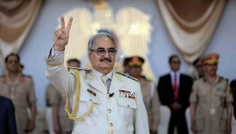 المشير حفتر قائد الجيش الليبي