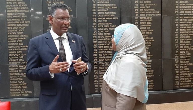 القائم بأعمال السفارة السودانية في أديس أبابا السفير أنس الجيلاني الوفد السوداني في مجلس السلم والأمن الأفريقي