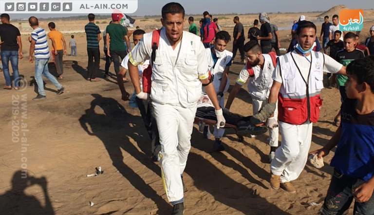 الفلسطينيون يواصلون المشاركة بكثافة في مسيرات العودة وكسر الحصار 