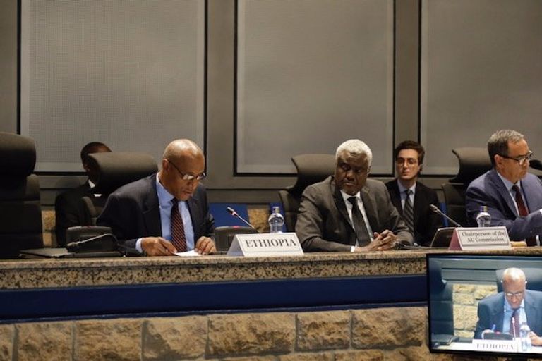 سفير السودان لدى أديس أبابا أنس الطيب الجيلاني