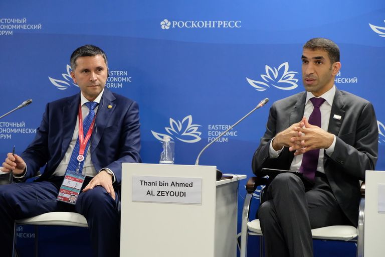 الدكتور ثاني بن أحمد الزيودي وزير التغير المناخي والبيئة الإماراتي