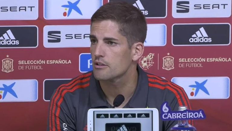 روبرت مورينو مدرب منتخب إسبانيا سيرخيو راموس قائد منتخب إسبانيا