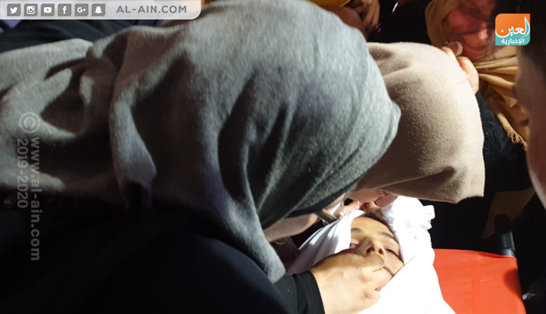 جانب من تشييع جثمان أحد الأطفال الشهداء