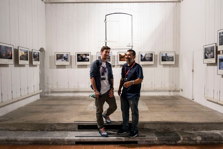 المصور جييرمو أرياس يفوز بجائزة فيزا دور