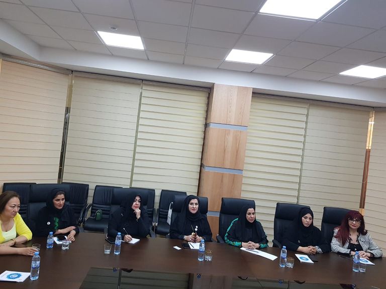 وفد مجلس سيدات أعمال الإمارات مع الوفد الأوزبكي