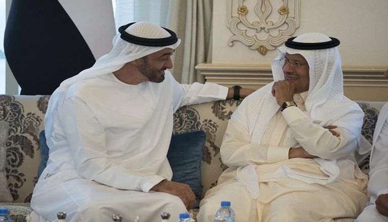 محمد بن زايد ووزير الطاقة السعودي يبحثان علاقات التعاون بين البلدين