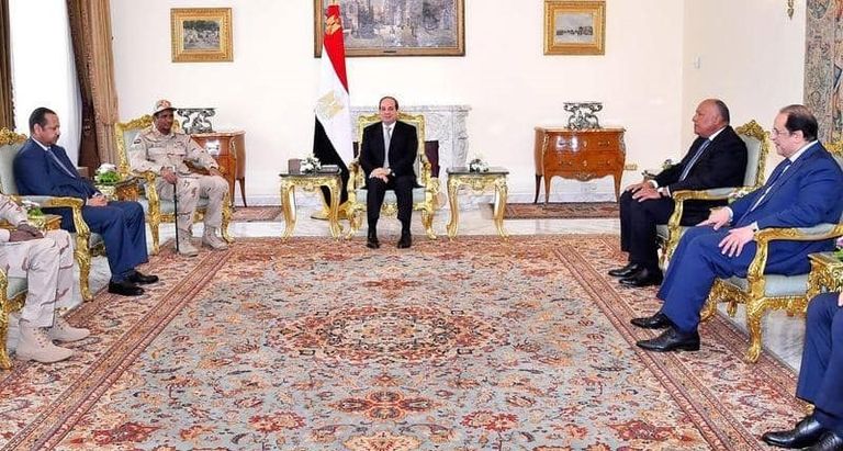 وزيرة الخارجية السودانية خلال لقاء نظيرها المصري سامح شكري