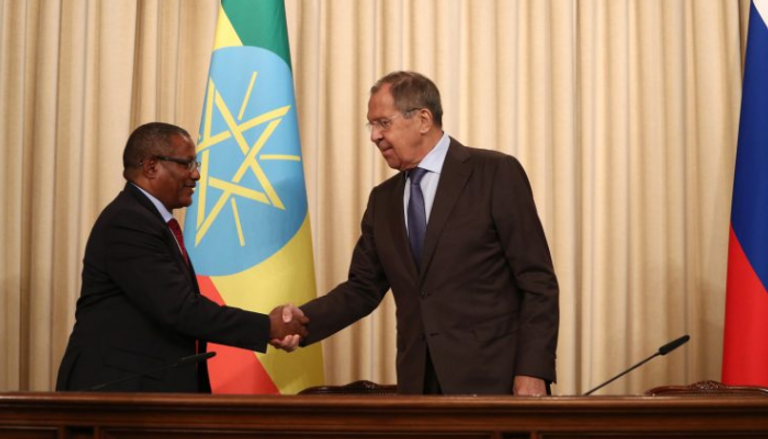 وزير الخارجية الروسي سيرجي لافروف ونظيره الإثيوبي غدو أندرجاتشاو 