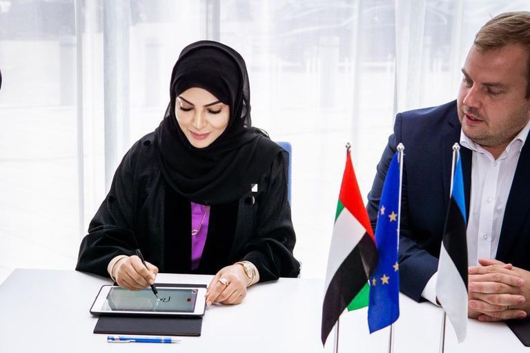 تعاون بين الإمارات وإستونيا في مجال التحول الرقمي
