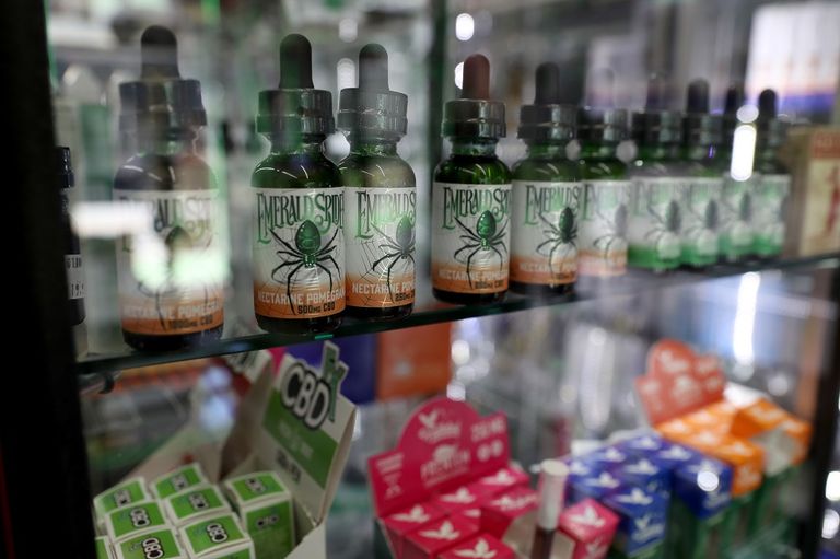 النكهات غير نكهة التبغ ستُسحب قريباً من الأسواق