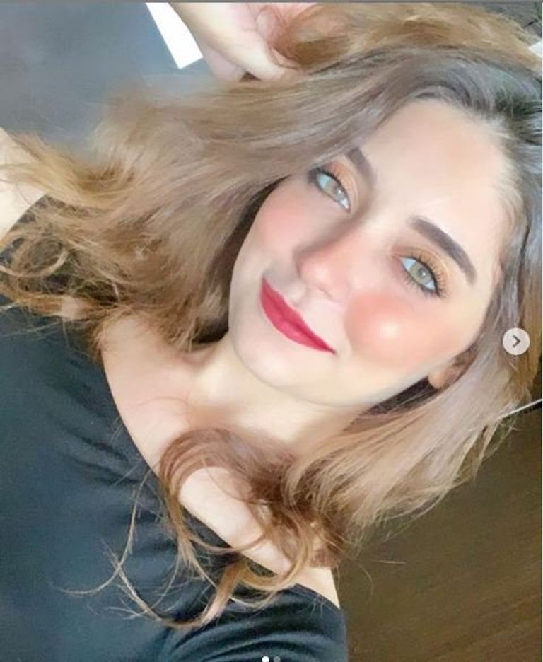 تامر عاشور وخطيبته