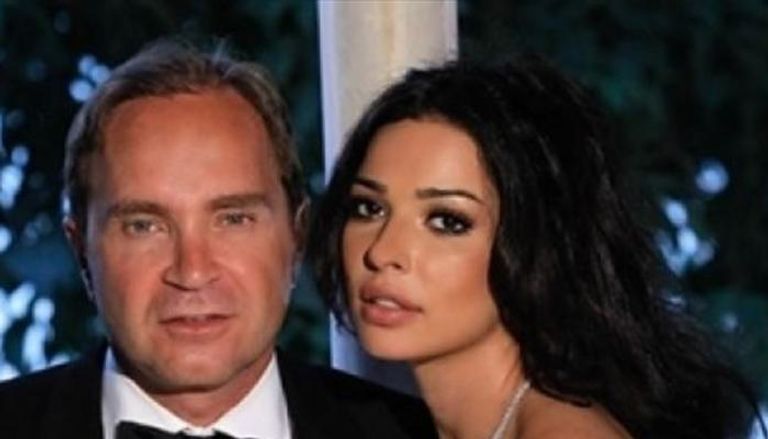 الفنانة اللبنانية نادين نجيم وزوجها السابق