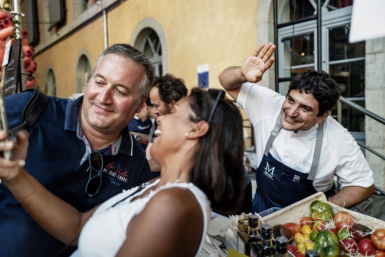 ماورو كولاجريكو نجم مهرجان ليون لأطعمة الشارع