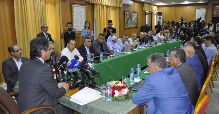 اجتماع المكتب السياسي للحزب الحاكم بالجزائر محمد جميعي الأمين العام للحزب الحاكم بالجزائر- أرشيفية