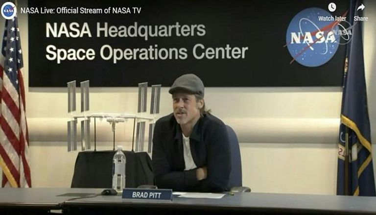 براد بيت في اتصال مع رائد بمحطة الفضاء الدولية