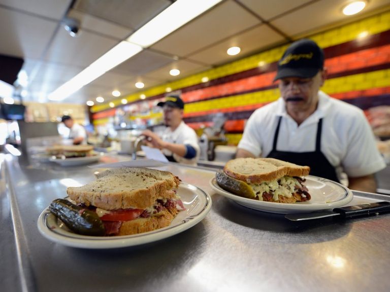 تناول الدجاج المقلي بالشوكة ممنوع في ولاية جورجيا