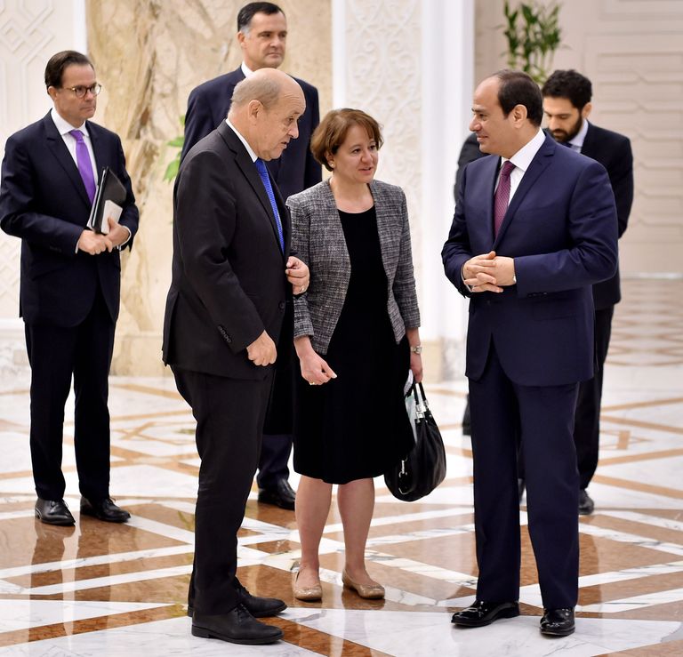 جانب من لقاء الرئيس المصري مع وزير الخارجية الفرنسي